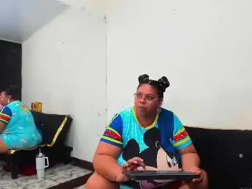 Chaturbate Free Porn Cam of lynn_and_esteban