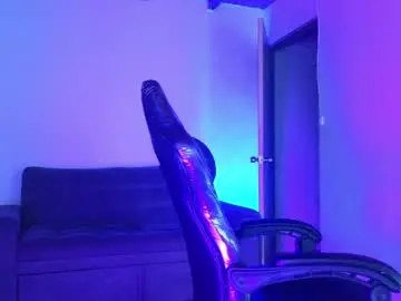 Chaturbate Nude Webcam of nikolwalter