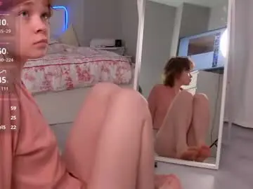 Chaturbate Best live sex cam show of caramelangels