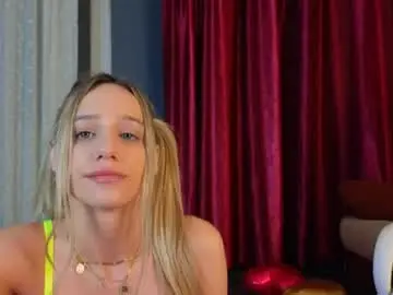Chaturbate Watch Live Sex Cams of mellisakim