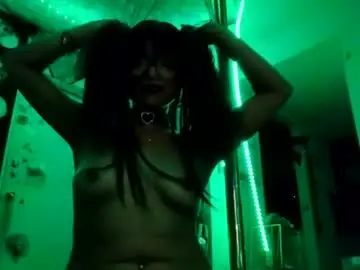 Chaturbate Free Porn Cam of sequoia8888