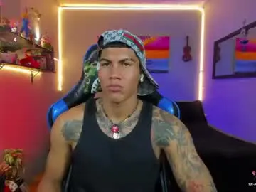 Chaturbate Free Porn Cam of damian_latinxxx