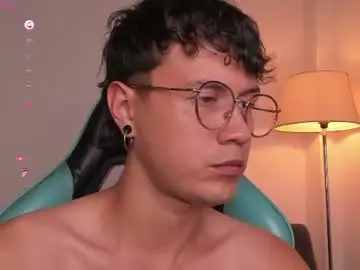 Chaturbate Sex Chat of leaneseb