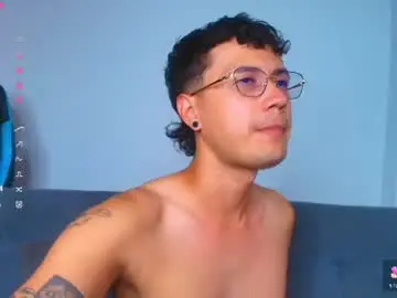 Chaturbate Live Sex Cam of leaneseb