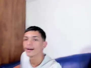 Chaturbate Free Porn Cam of littlecum18