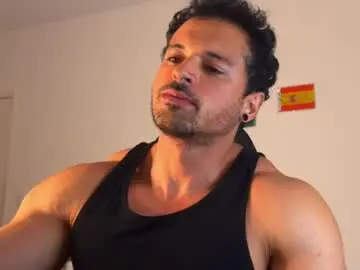 Chaturbate Sex Cam of lucasfit24