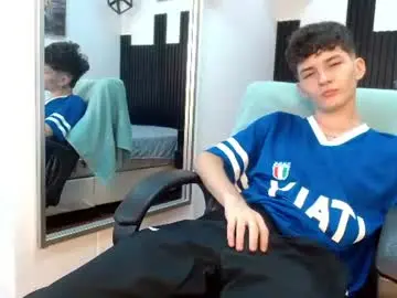 Chaturbate Live Sex of trevor_mob