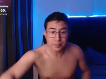 Chaturbate Nude Webcam of andrewmhilton_