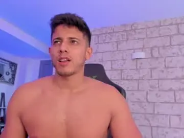 Chaturbate Free Live Porn of ashton_coleman_