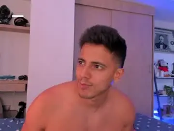 Chaturbate Live Sex Cam of ashton_coleman_
