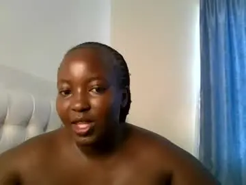 Chaturbate Best live sex cam show of chubby_belle