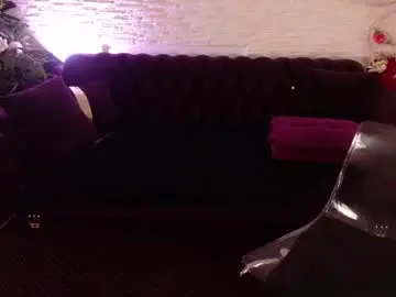Chaturbate Live Sex Cam of siennashinee