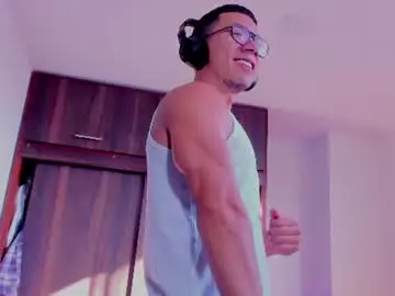Chaturbate Live Porn of bastian_franco01