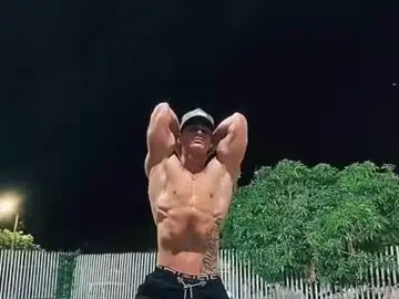 Chaturbate Live Porn of chris_angel01
