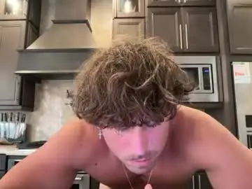 Chaturbate Live Sex Cam of hungkingg22