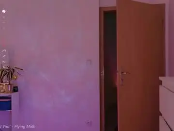 Chaturbate Live Sex Cam of lowfreqsiren