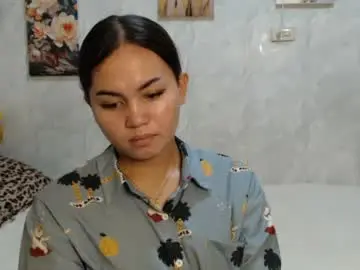 Chaturbate Live Porn of urasian_kat