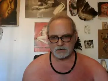 Chaturbate Live Sex Cam of nastydaddyfatcock15