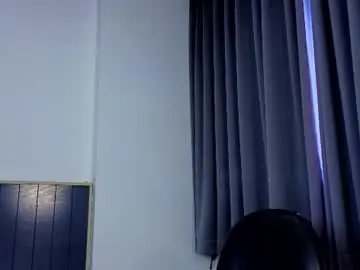 Chaturbate Best live sex cam show of horney_emma