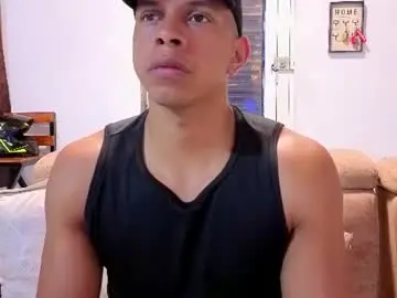 Chaturbate Sex Cam of marco_striker