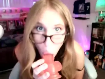 Chaturbate Adult Webcam of wolfie_777