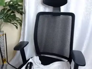 Chaturbate Watch Live Sex Cams of pureelegance_petite