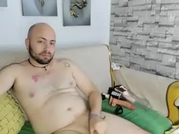 Chaturbate Free Porn Cam of mike_lover_