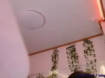 Chaturbate Live Sex of vivian_qwerty