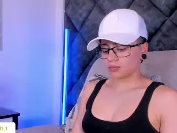 Chaturbate Live Sex Cam of _eternal3_