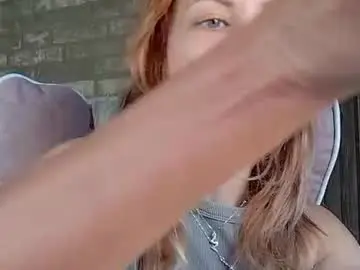 Chaturbate Live Porn of karoline121