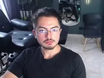 Chaturbate Adult Video Chat of theo_ramirez