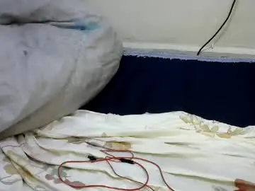 Chaturbate Live Sex Cam of hotsinai_1
