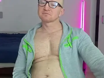 Chaturbate Free Live Porn of kevintyler69
