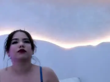 Chaturbate Live Sex Cam of krystalwoodss