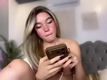 Chaturbate Live Sex of sweetcandylove1