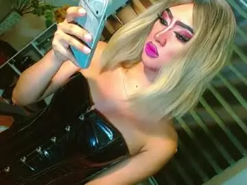Chaturbate Live Sex Cam of yasii19