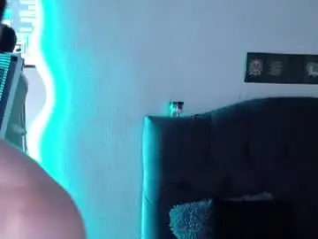 Chaturbate Best live sex cam show of harry_brown2324