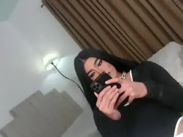 Chaturbate Live Sex of urnauthy_ciliaxxx