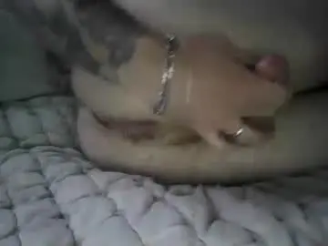 Chaturbate Live Sex Cam of foryourpleasure420