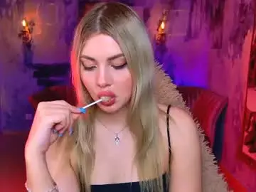 Chaturbate Best live sex cam show of hyileyclark