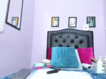 Chaturbate Watch Live Sex Cams of monalinda220