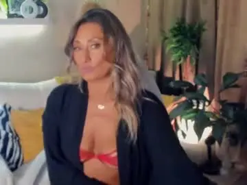 Chaturbate Best live sex cam show of sarahholly