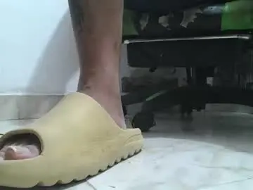 Chaturbate Live Porn of srfindomfeet_