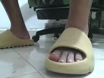 Chaturbate Sex Cam of srfindomfeet_