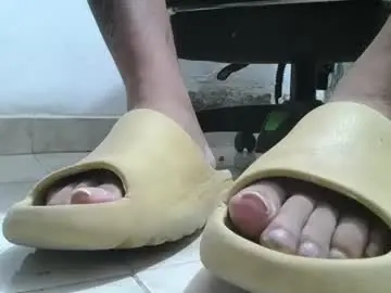 Chaturbate Adult Webcam of srfindomfeet_