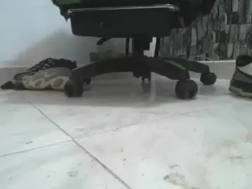 Chaturbate Watch Live Sex Cams of srfindomfeet_