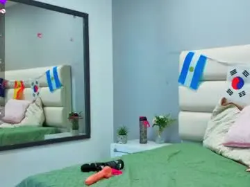 Chaturbate Live Sex of isabellaa_reyess