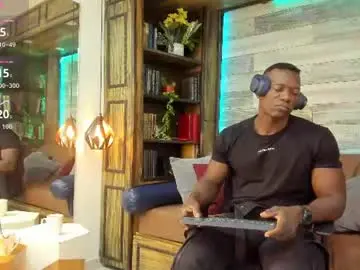 Chaturbate Sex Cam of marcusblack_