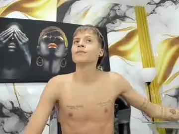 Chaturbate Live Sex Cam of mono_blonde