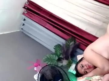 Chaturbate Live Sex Cam of callme_mama
